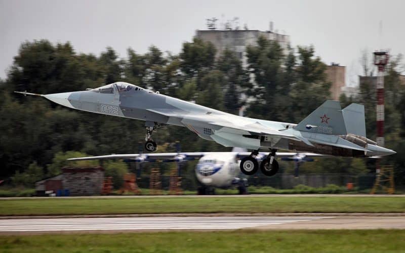 Rusland udstationerer Su-57 i Syrien - flyvere.dk