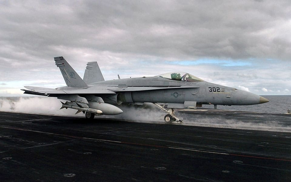 Boeing F/A-18 Hornet - flyvere.dk