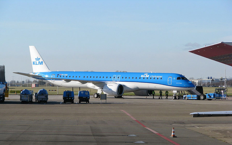 KLM vil købe Embrear E195-E2 - flyvere.dk