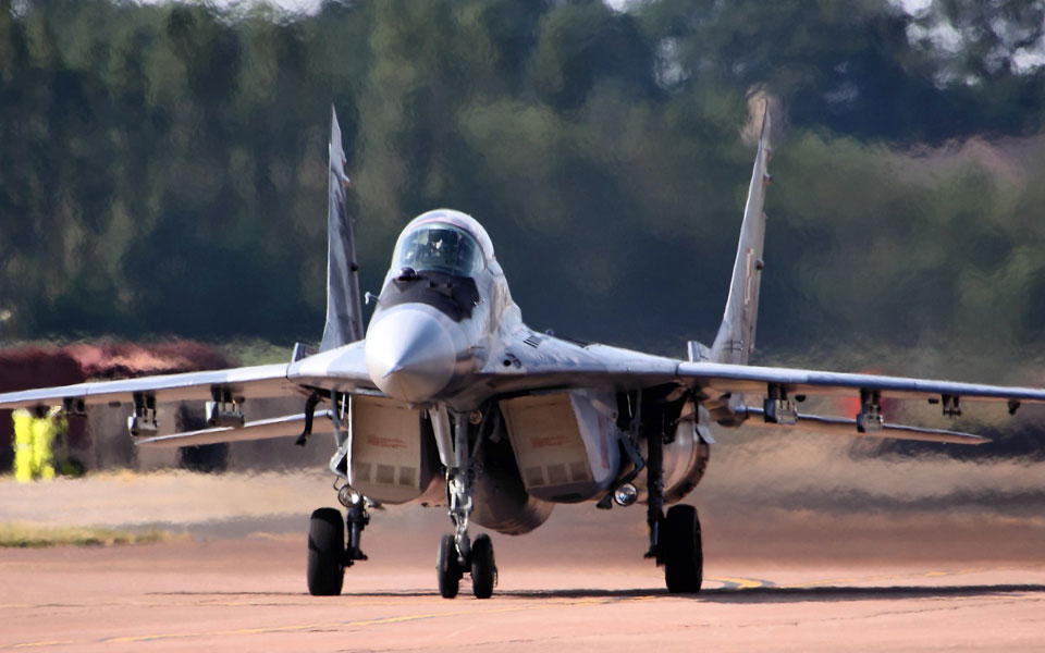 EU lande donerer kampfly til Ukraine - flyvere.dk